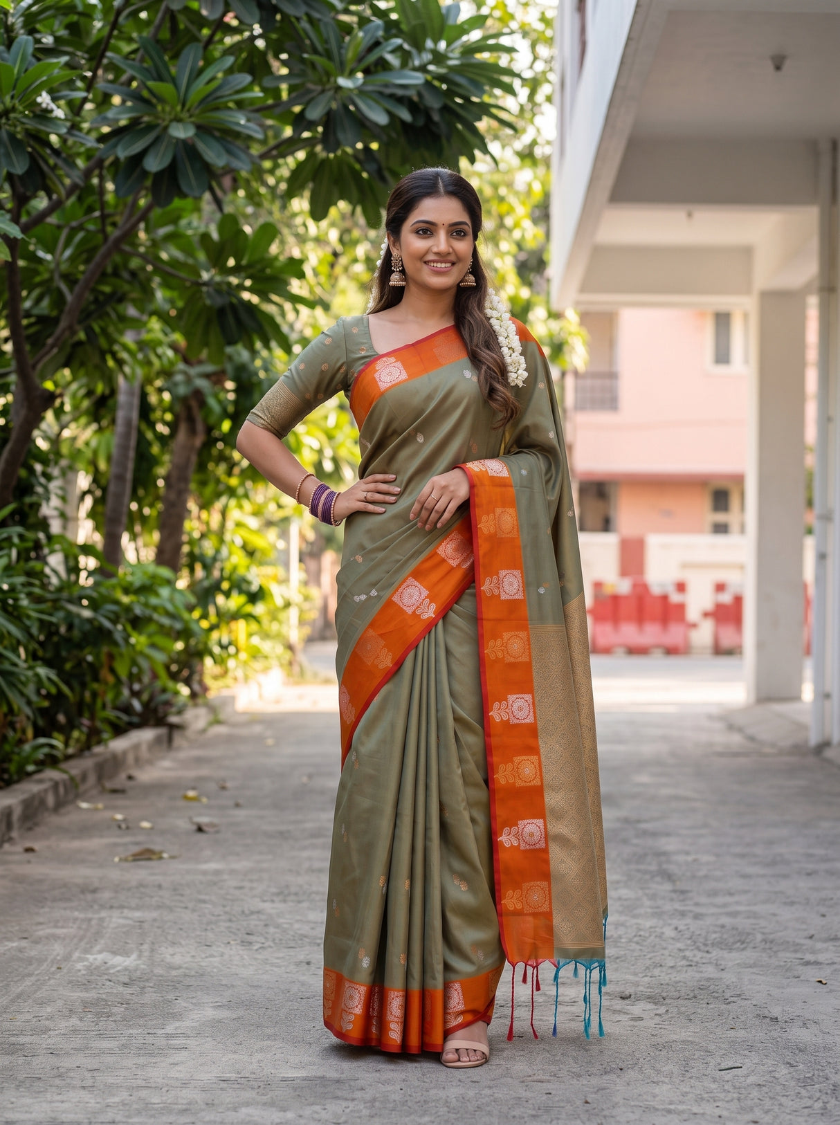 MIMOSA Grey Saree Saree — pose 4 styling detail