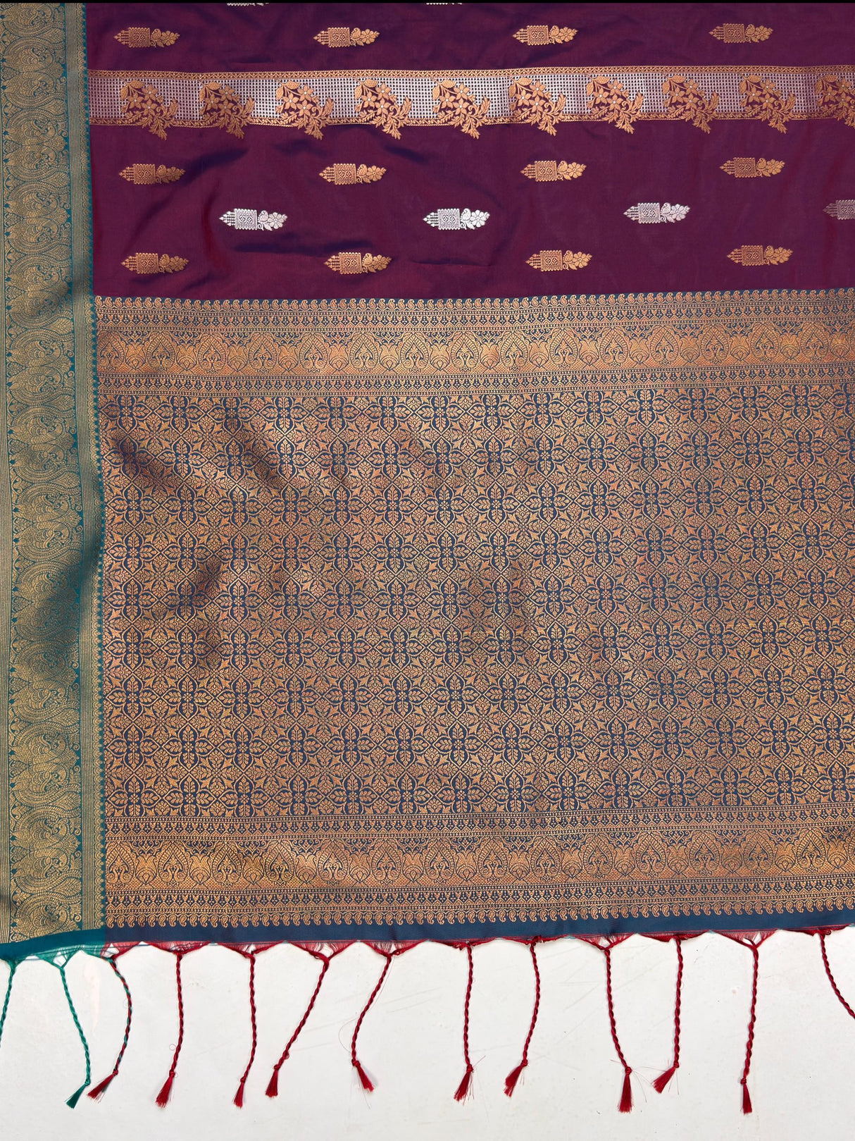 MIMOSA Wine Saree Saree — pallu and zari work detail