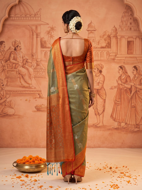 MIMOSA Grey Kanjivaram Art silk Saree — Saree pallu and body shot