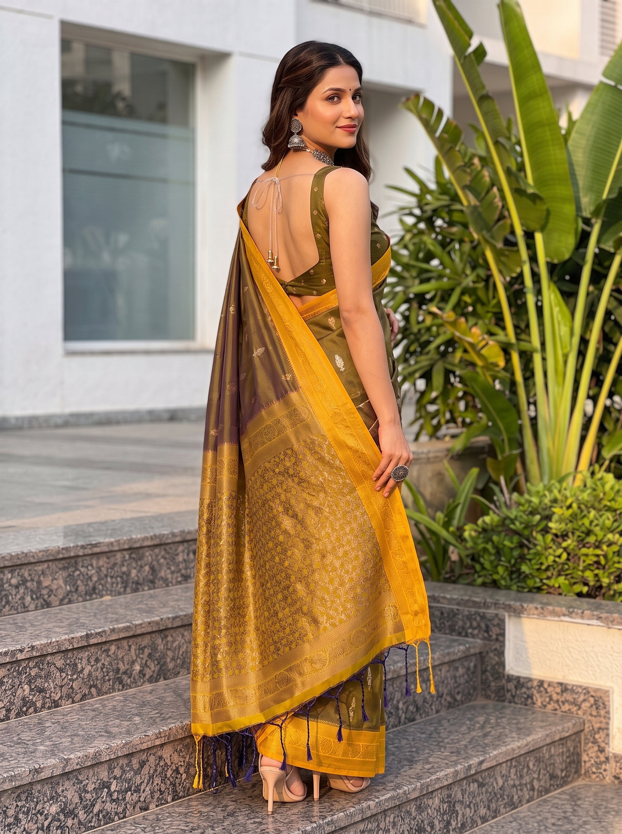 MIMOSA Chiku Saree Saree — pose 5 styling detail