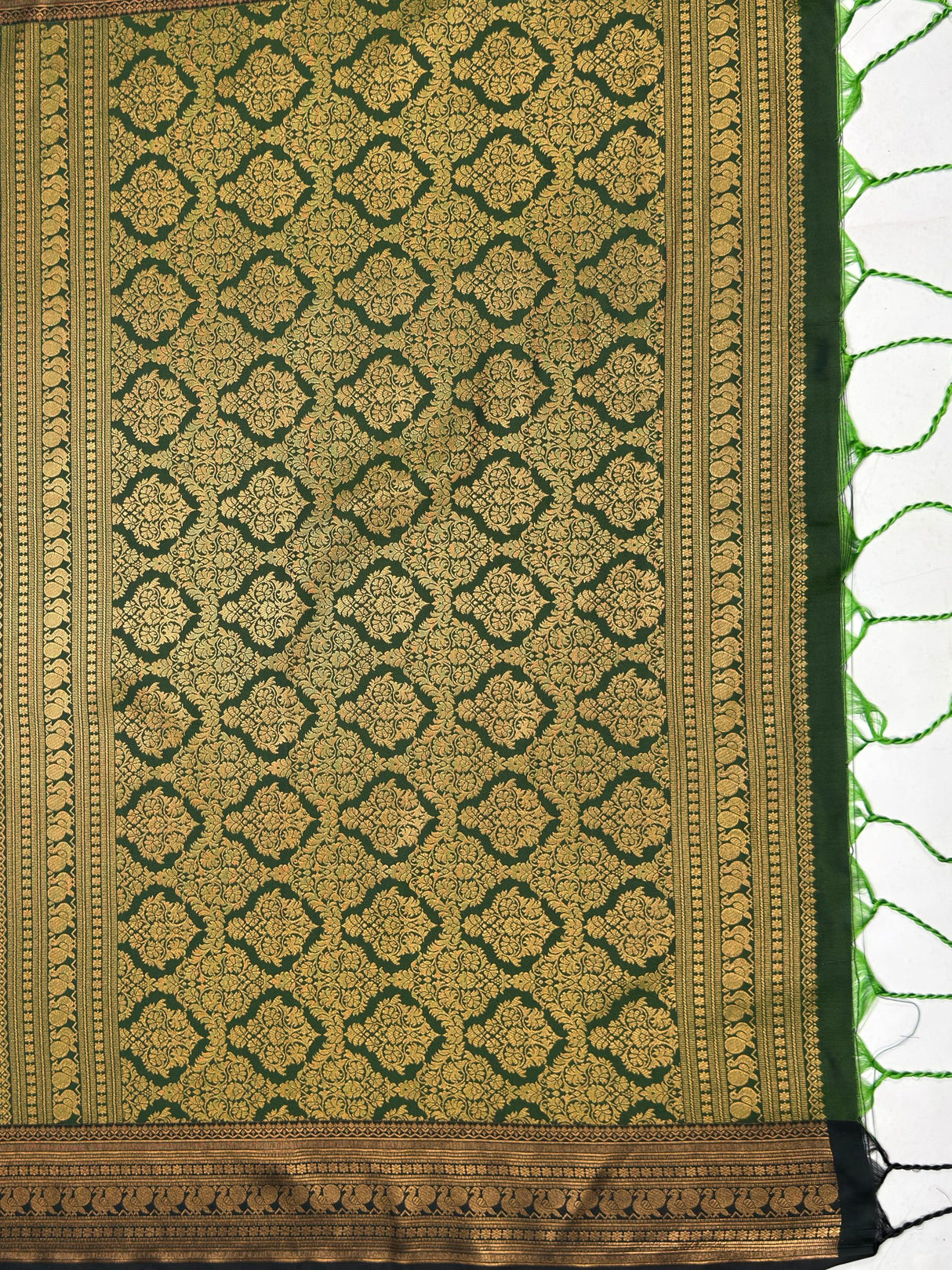 MIMOSA Green Saree Saree — pallu and zari work detail