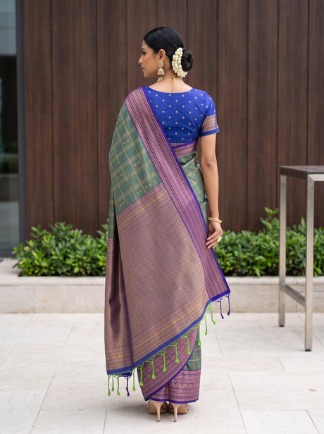 MIMOSA Green Saree Saree — pose 2 styling detail
