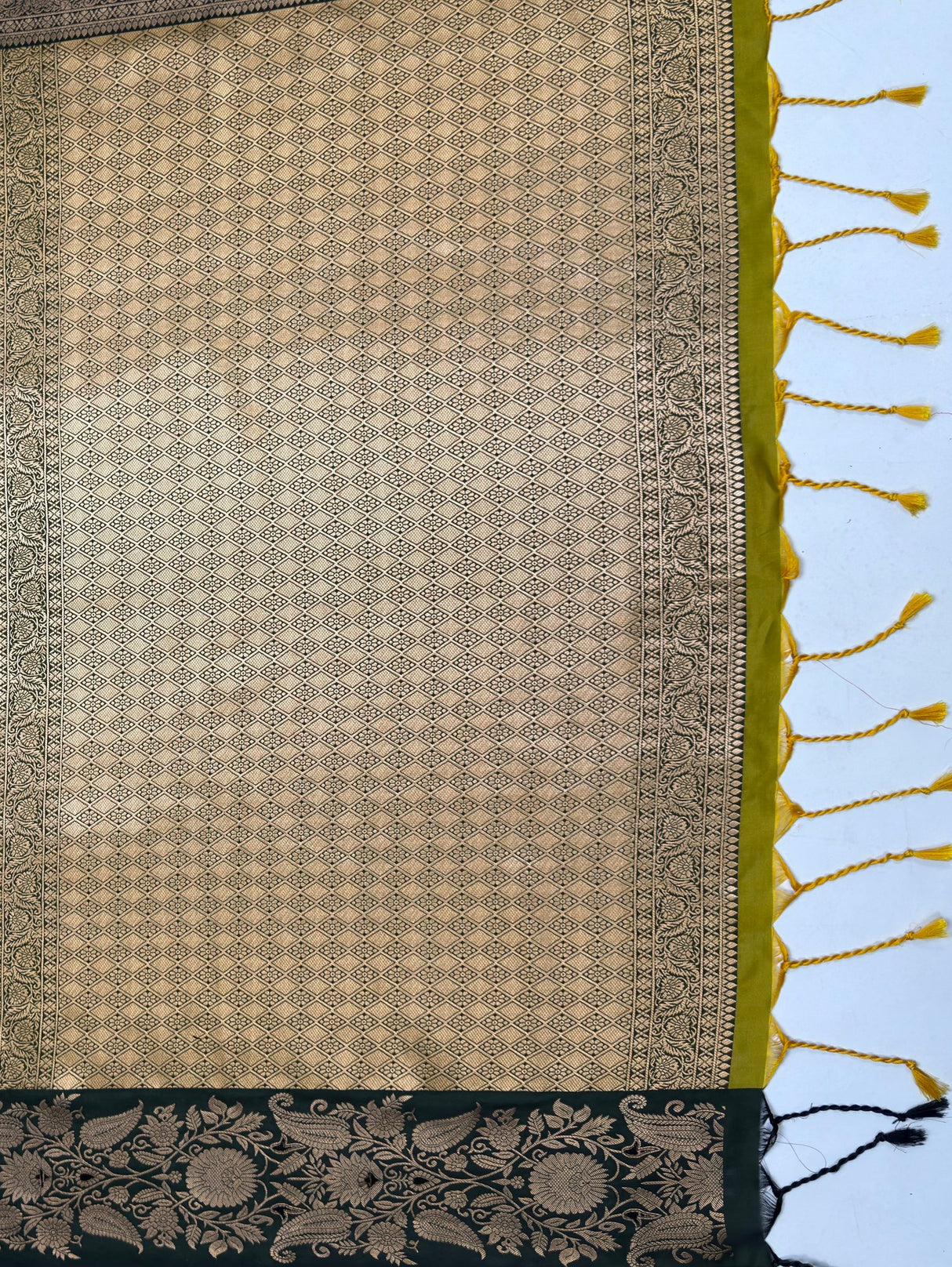 MIMOSA Pista Saree Saree — pallu and zari work detail