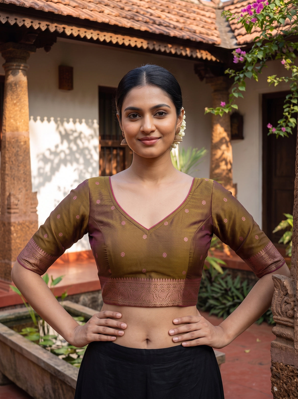 MIMOSA Rani Saree Saree — blouse close-up