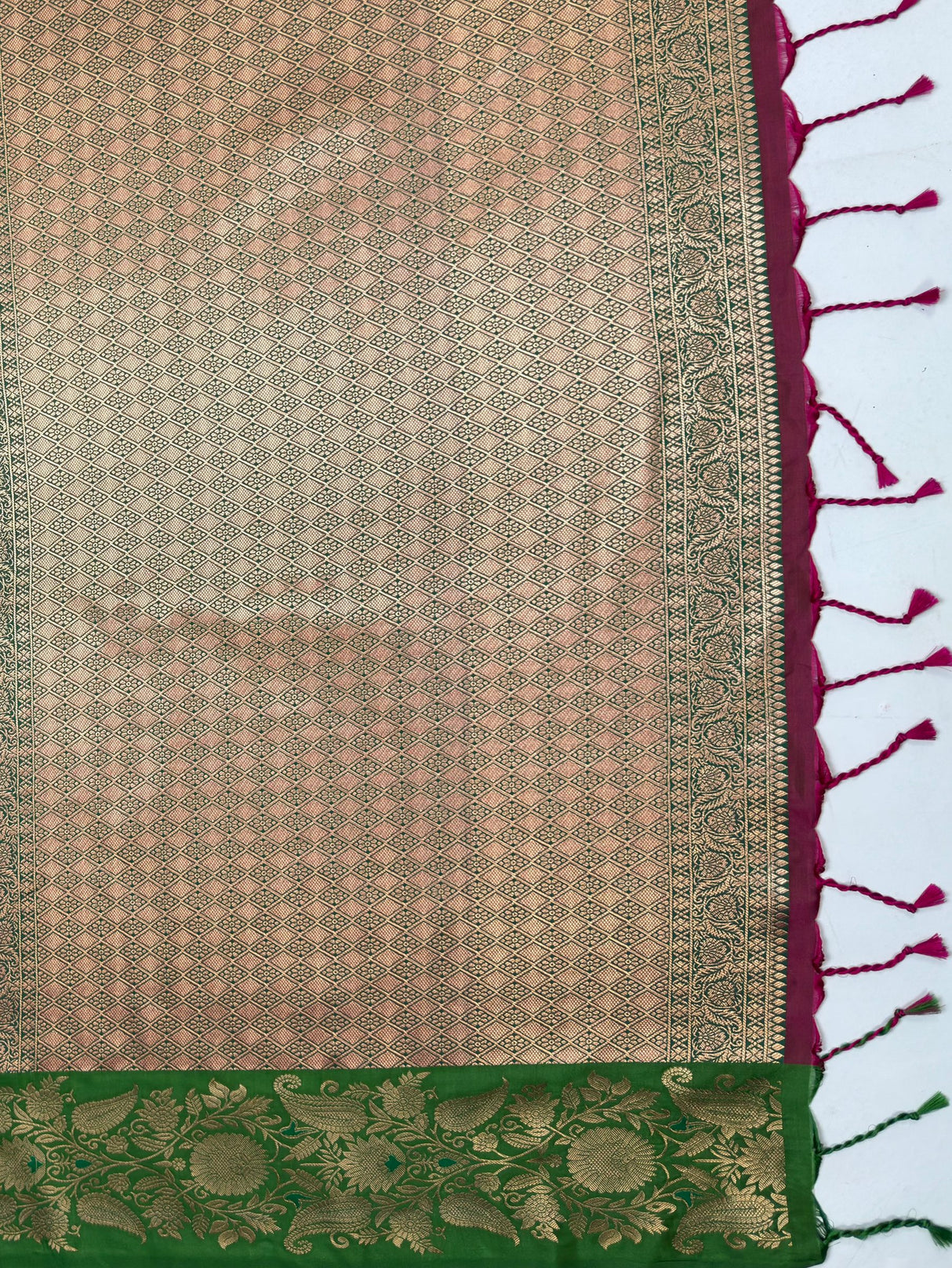 MIMOSA Wine Saree Saree — pallu and zari work detail