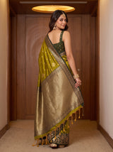 MIMOSA Pista Saree Saree — pose 2 styling detail
