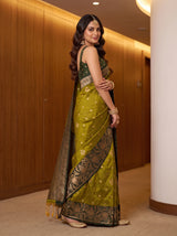 MIMOSA Pista Saree Saree — pose 7 styling detail