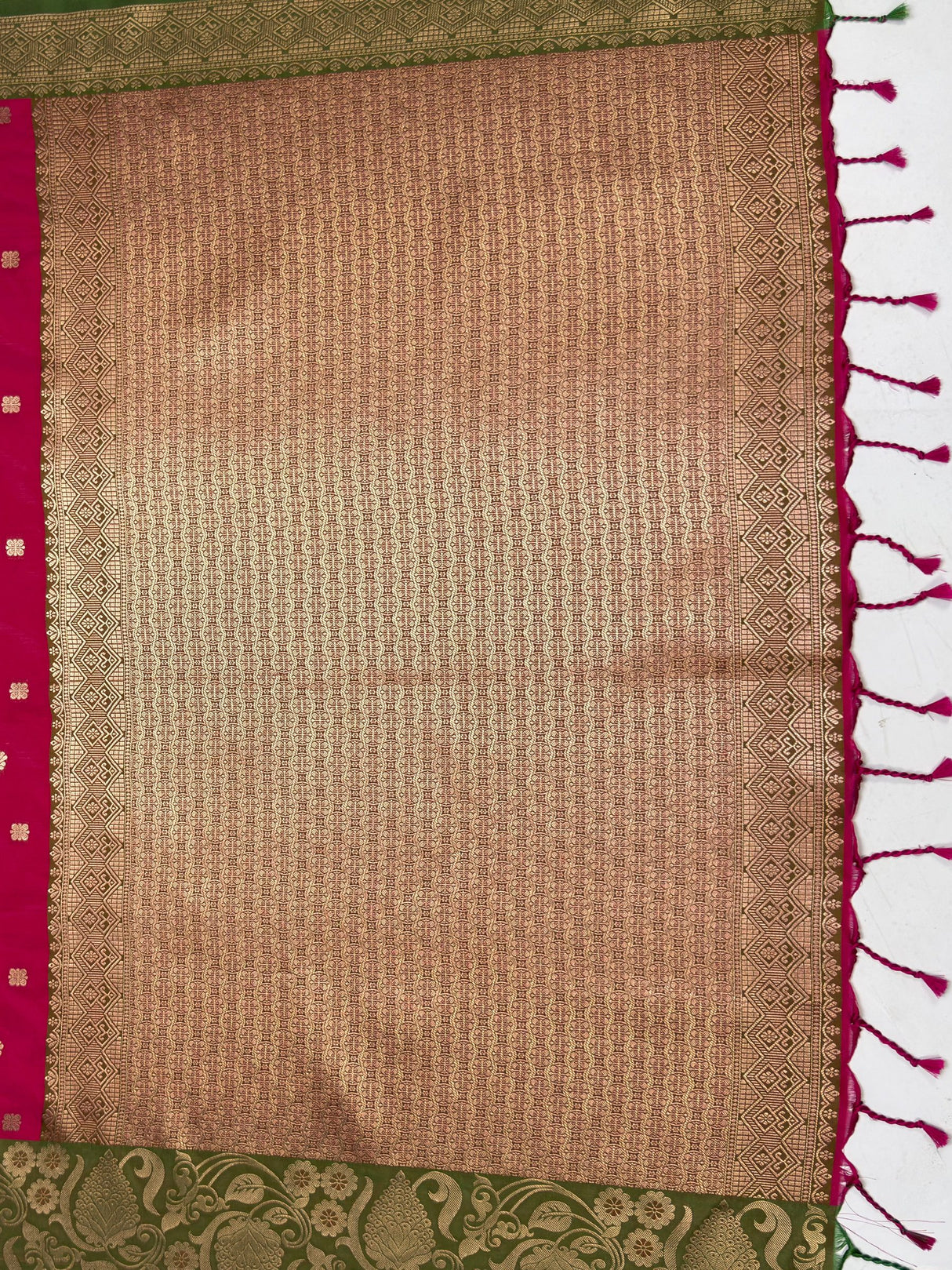 MIMOSA Rani Saree Saree — pallu and zari work detail