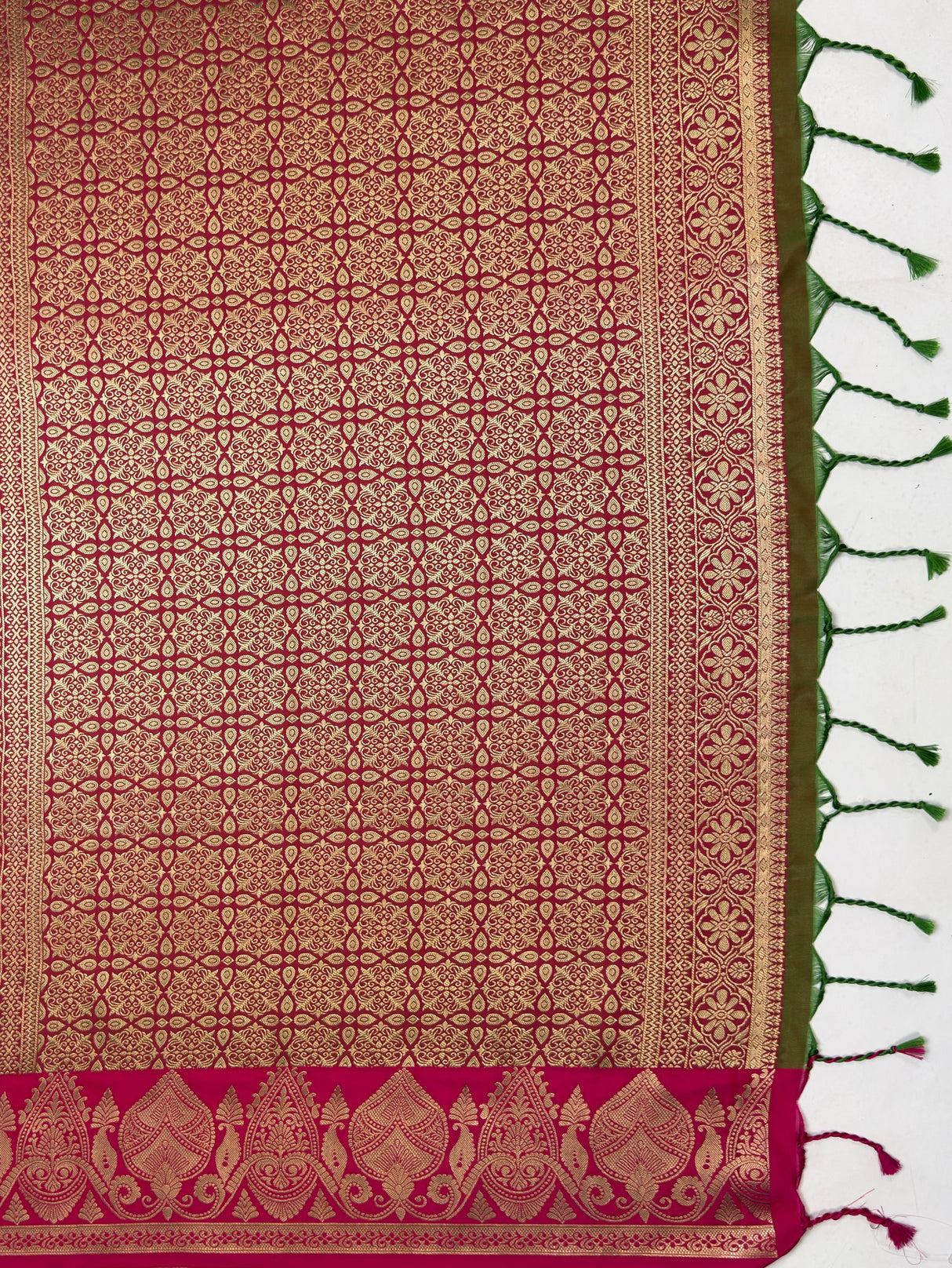 MIMOSA Olive Saree Saree — pallu and zari work detail