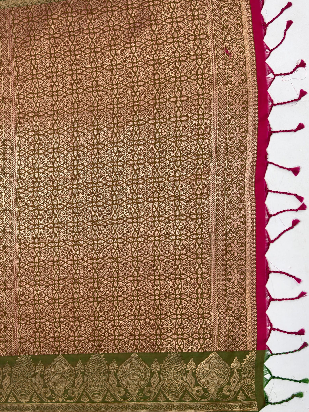 MIMOSA Rani Saree Saree — pallu and zari work detail