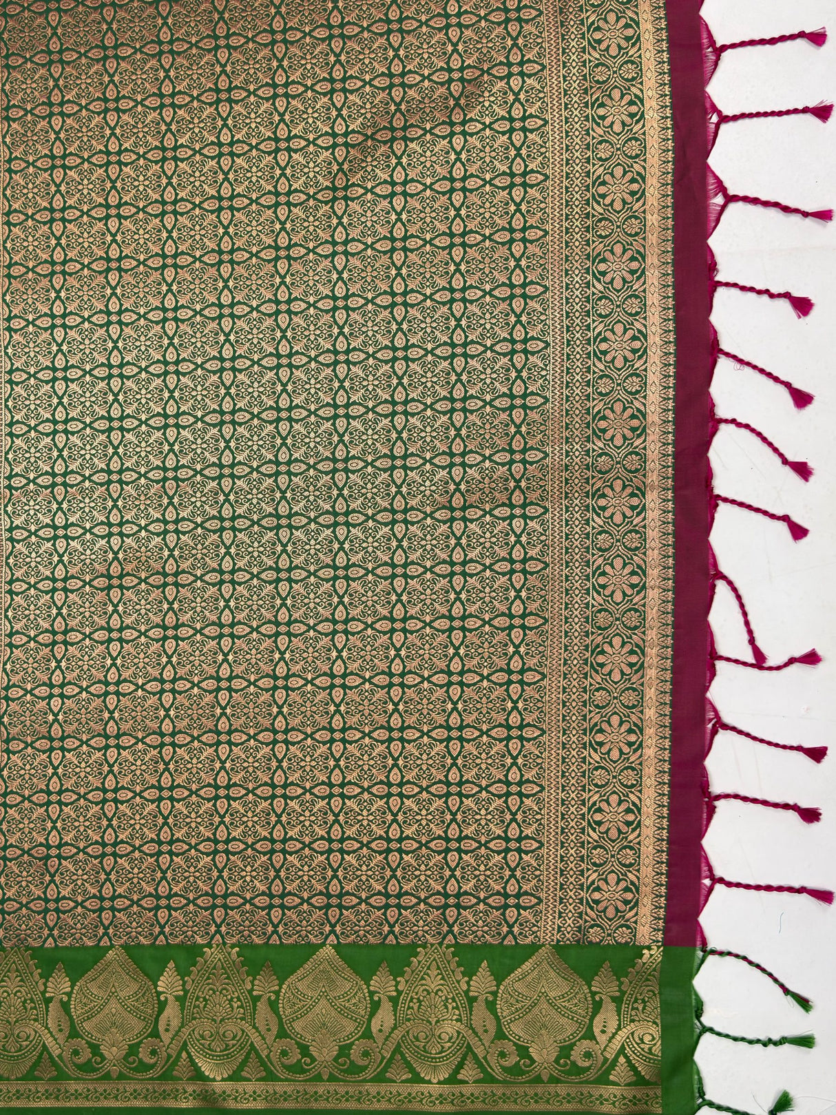 MIMOSA Wine Saree Saree — pallu and zari work detail
