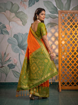 MIMOSA Orange Saree Saree — pose 9 styling detail