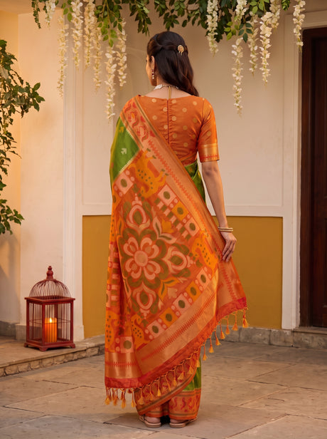 MIMOSA Green Saree Saree — pose 2 styling detail