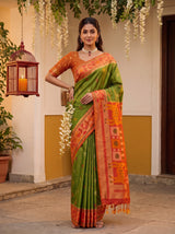 MIMOSA Green Saree Saree — pose 4 styling detail