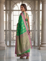 MIMOSA Rama Kanjivaram Art Silk Saree — Close-up of Saree Pleats and Border