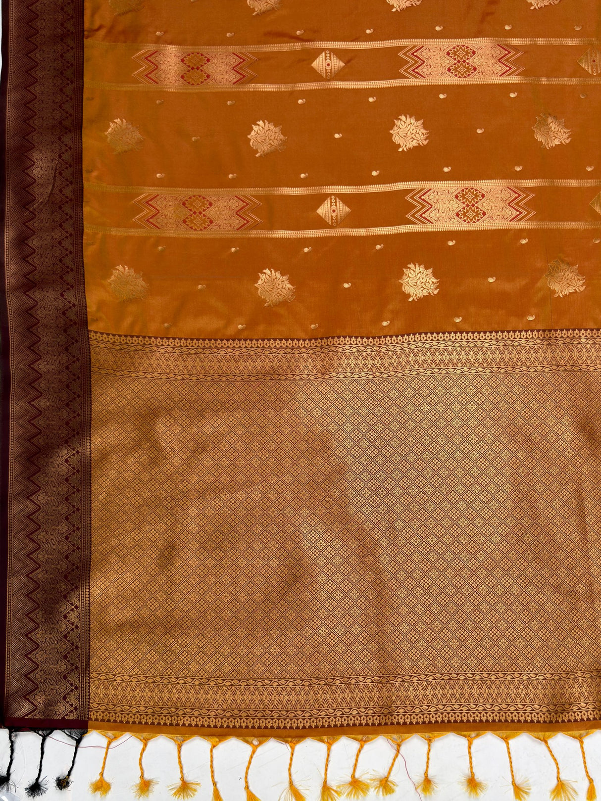 MIMOSA Mustard Saree Saree — pallu and zari work detail