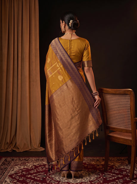 MIMOSA Rust Saree Saree — pose 2 styling detail