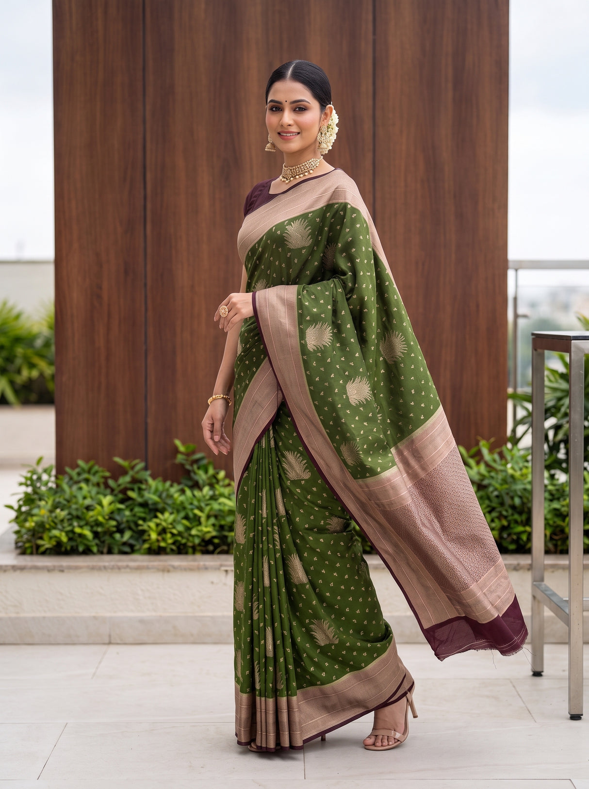 MIMOSA Olive Saree Saree — pose 9 styling detail