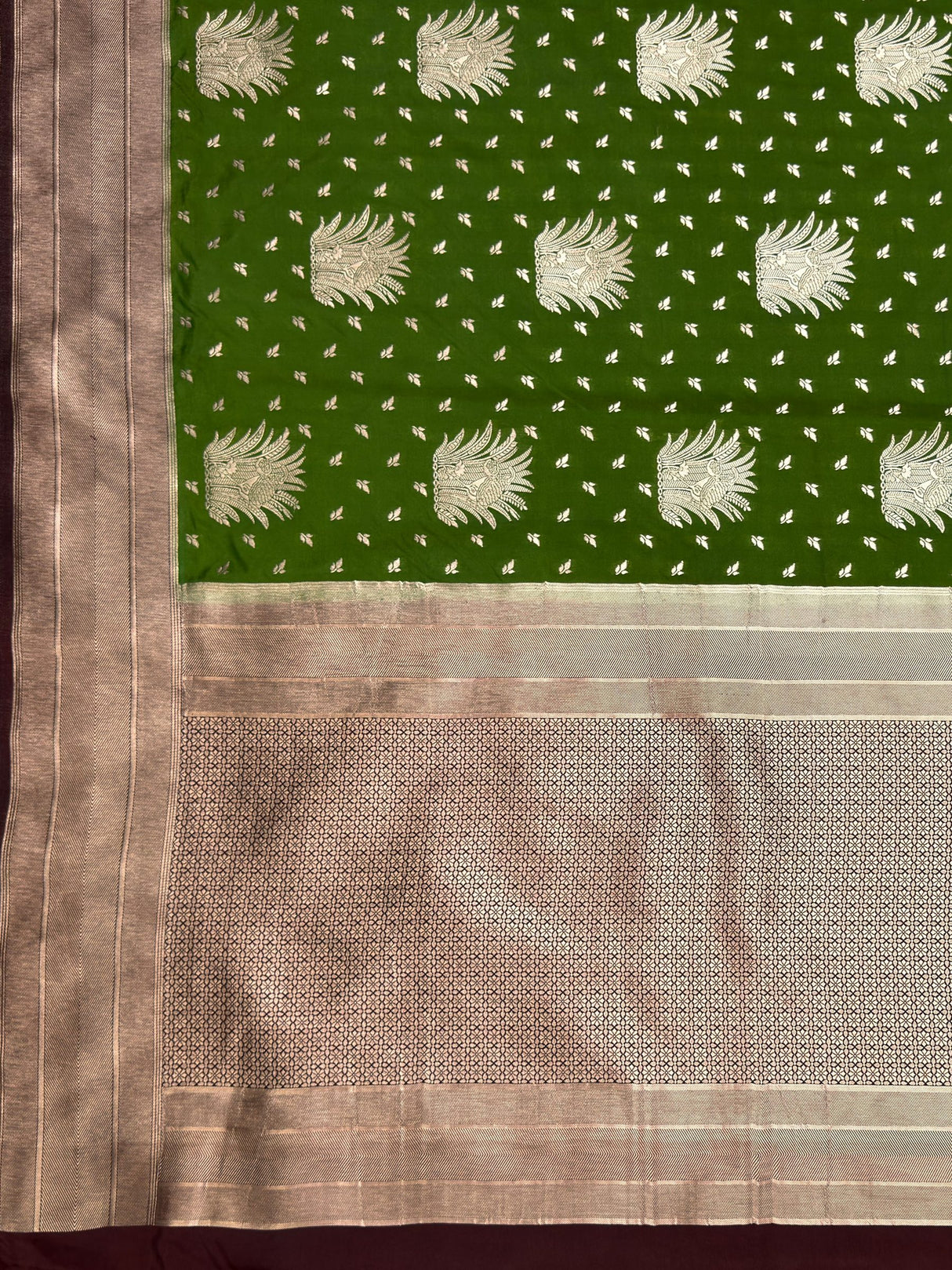 MIMOSA Olive Saree Saree — pallu and zari work detail