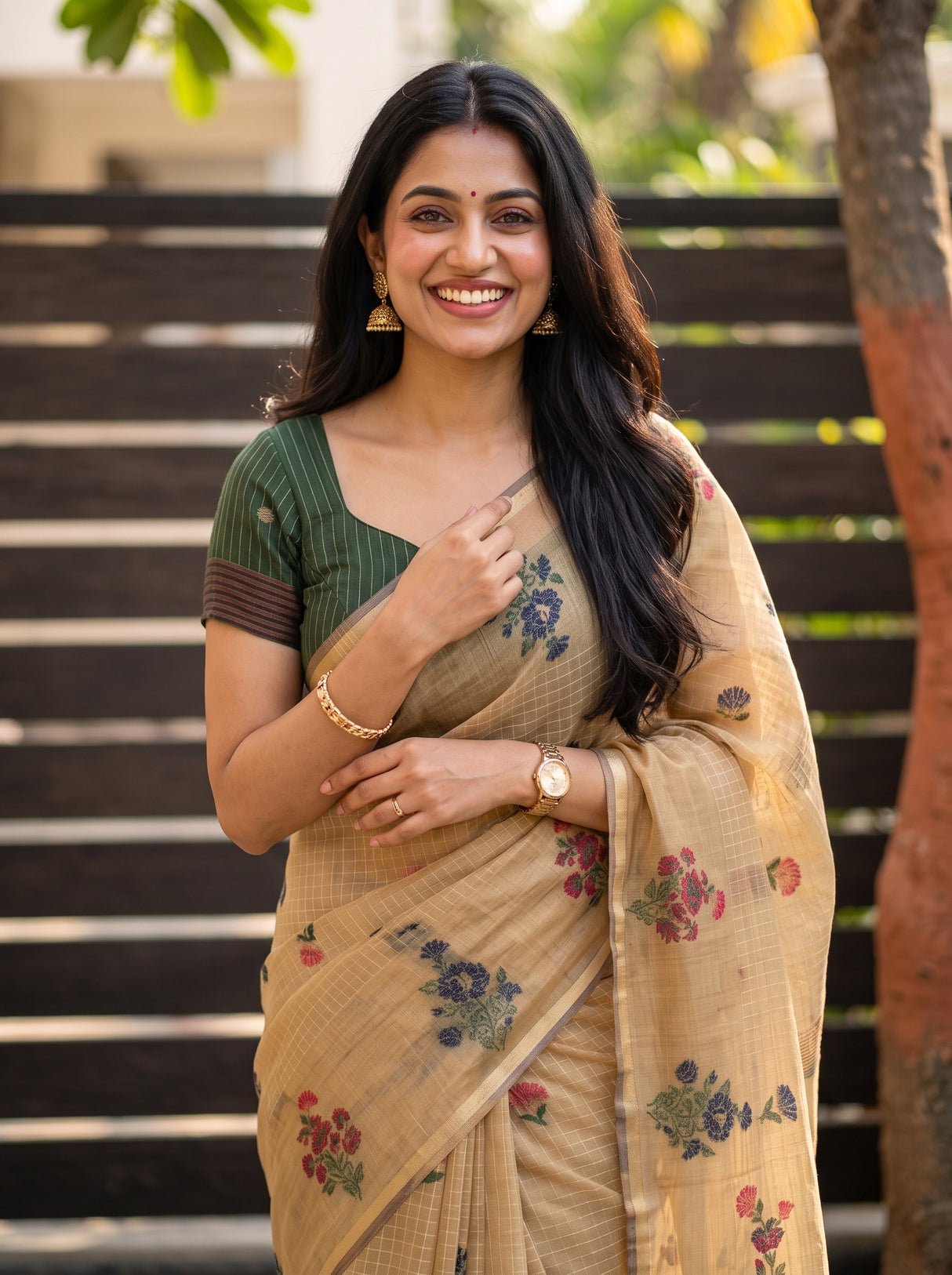 MIMOSA Saree Saree — pose 10 styling detail