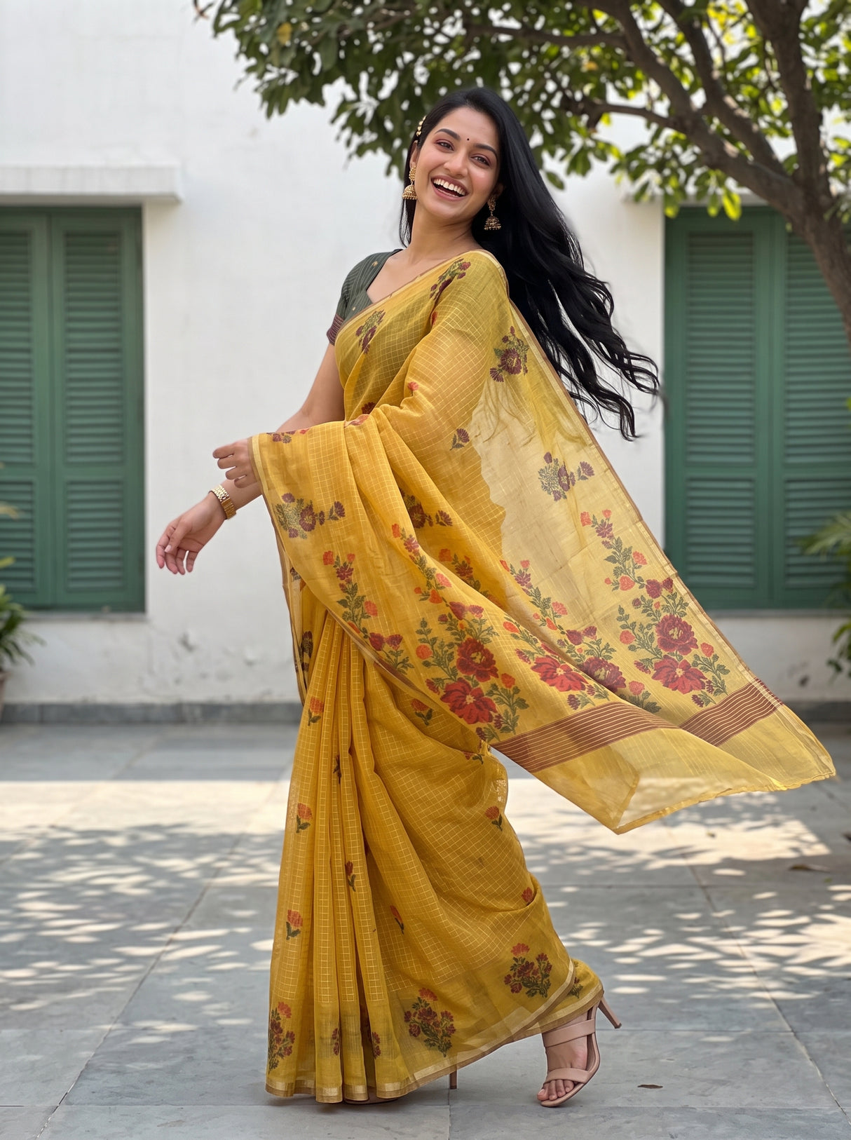 MIMOSA Saree Saree — pose 5 styling detail
