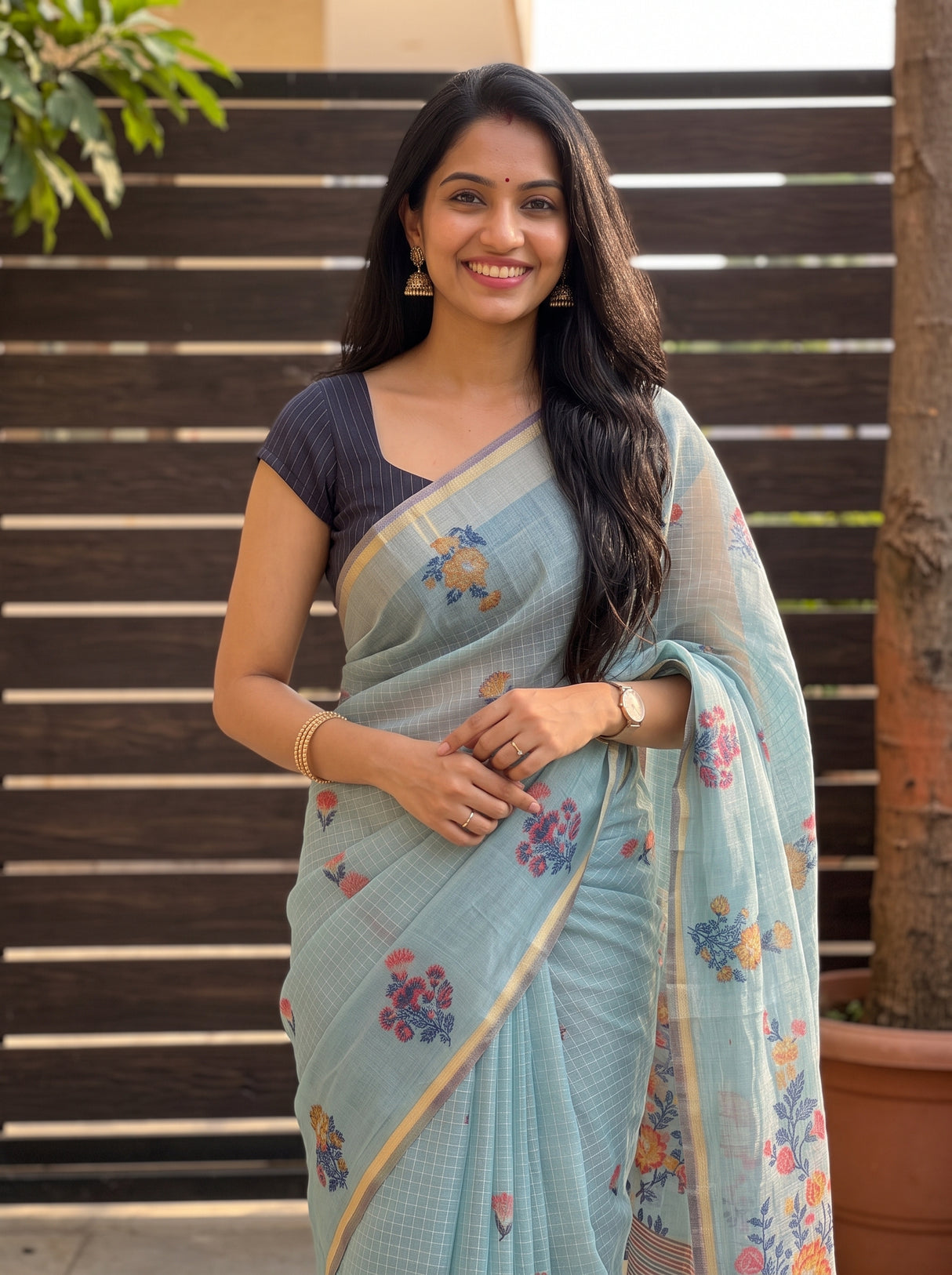 MIMOSA Saree Saree — pose 10 styling detail