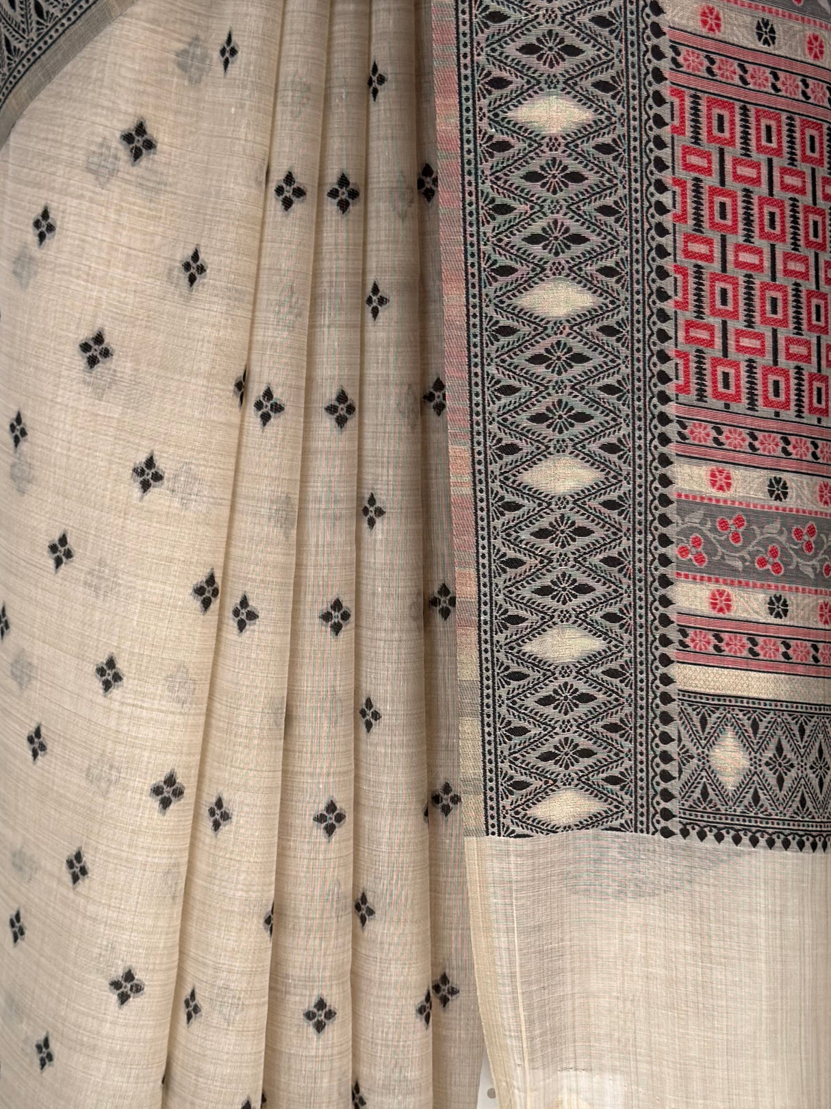 MIMOSA Half White Saree Saree — fleets shot full lifestyle