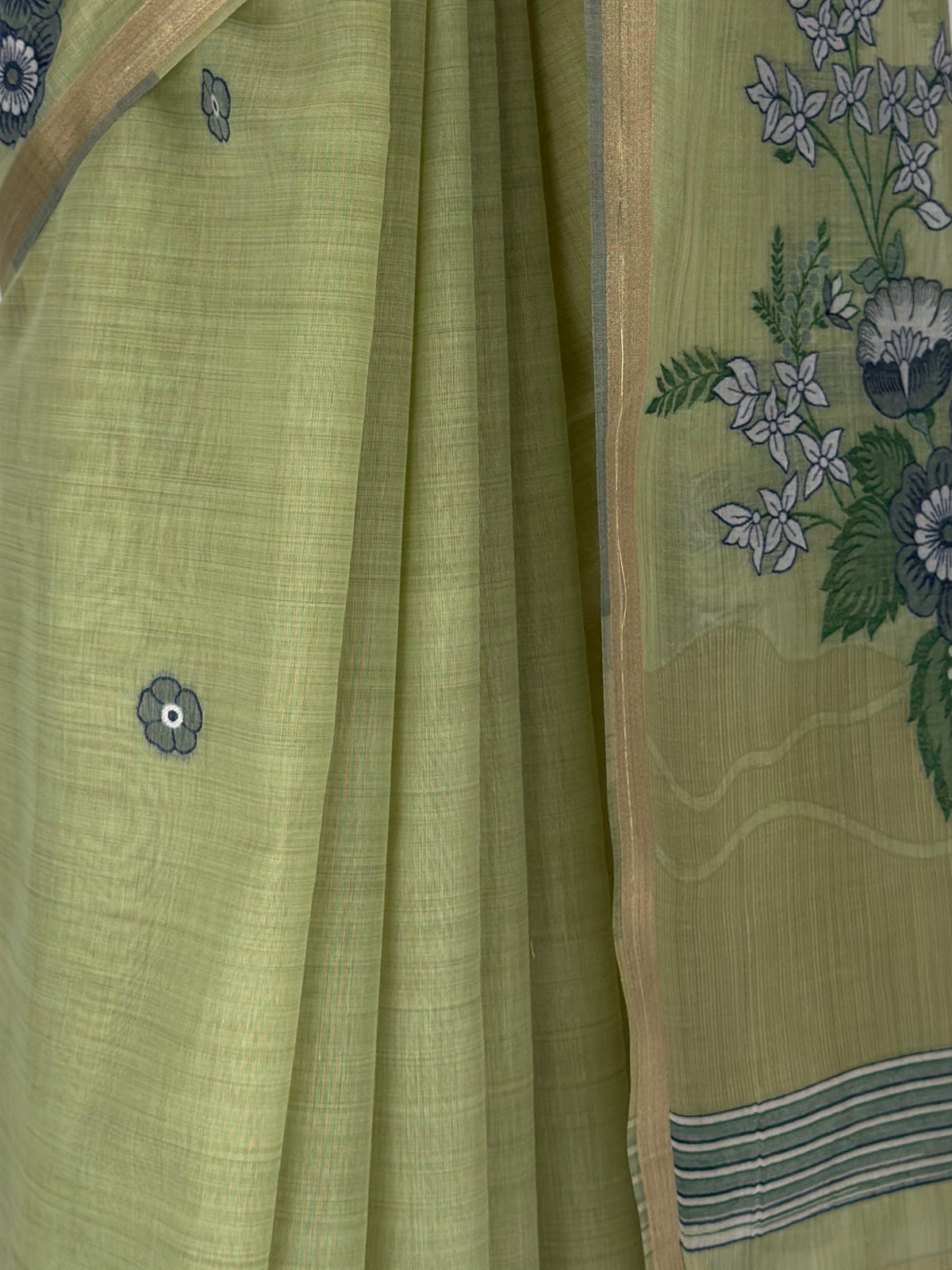 MIMOSA Pista Saree Saree — fleets shot full lifestyle