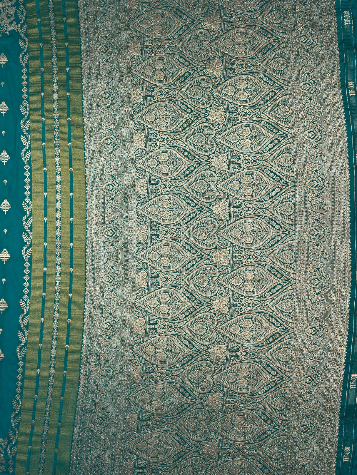 MIMOSA Sapphire Saree Saree — pallu and zari work detail