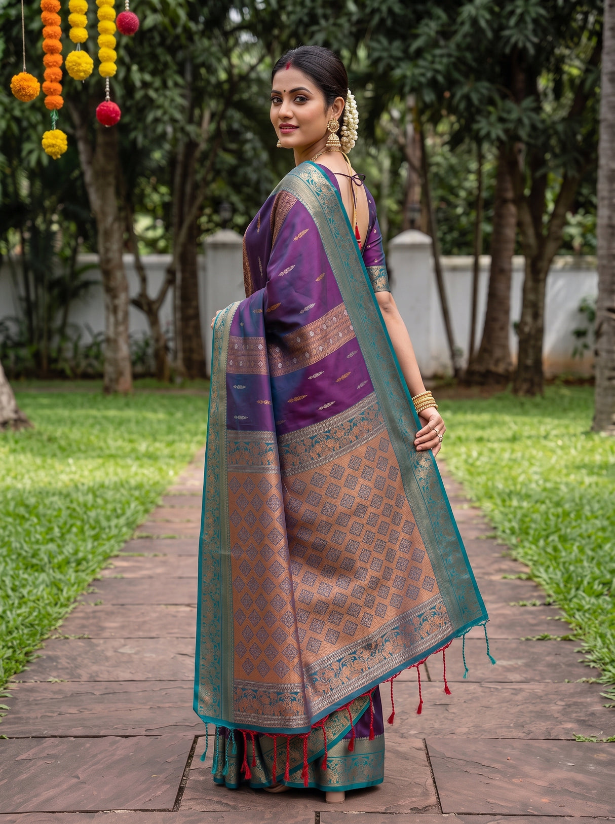 MIMOSA Navy Saree Saree — pose 9 styling detail