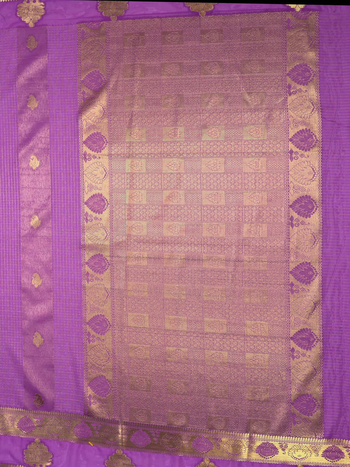 MIMOSA Lavender Saree Saree — pallu and zari work detail