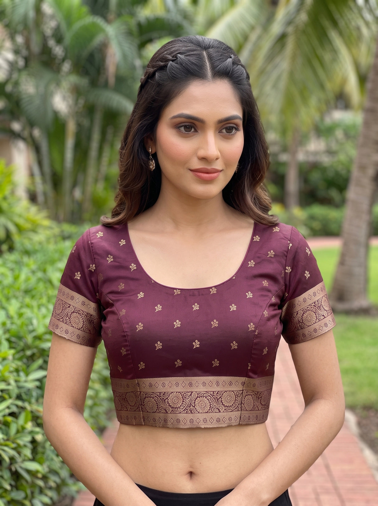MIMOSA Olive Saree Saree — blouse close-up