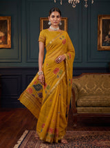 MIMOSA Gold Saree Saree — pose 9 styling detail