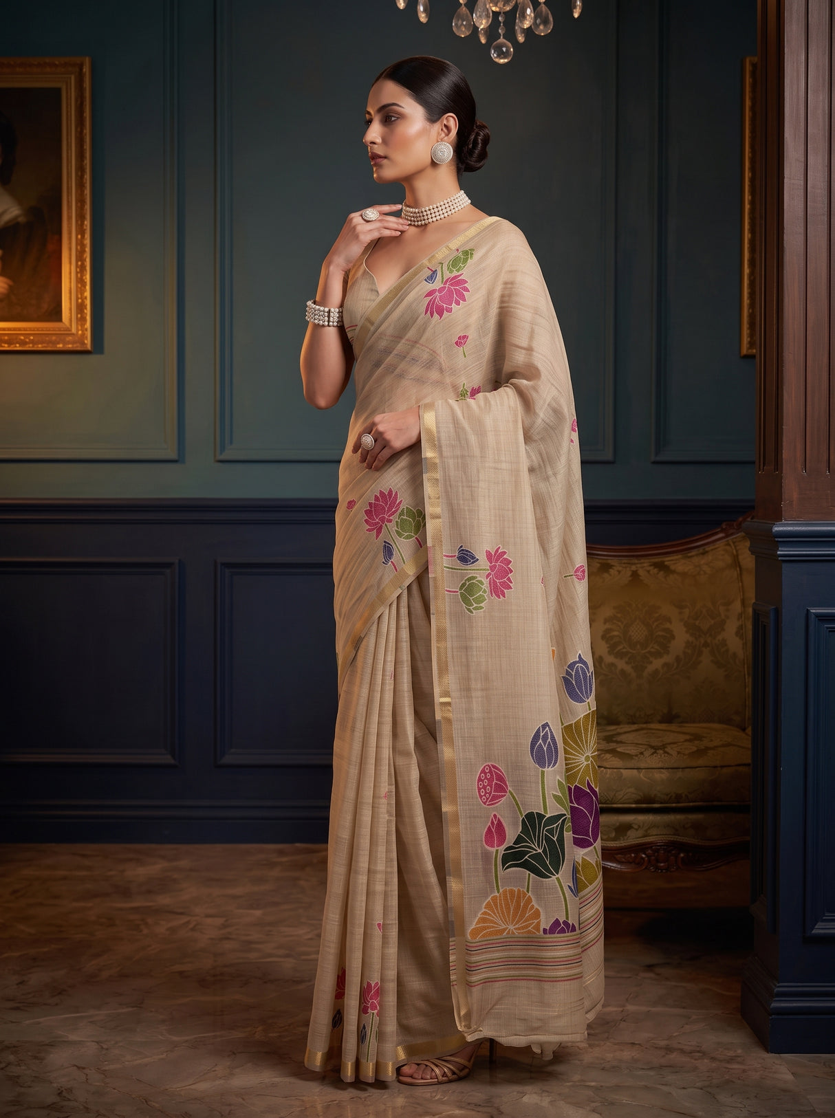 MIMOSA Half White Saree Saree — pose 3 styling detail