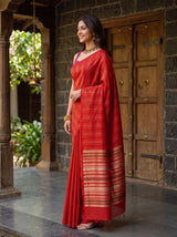 MIMOSA Orange Saree Saree — pose 3 styling detail