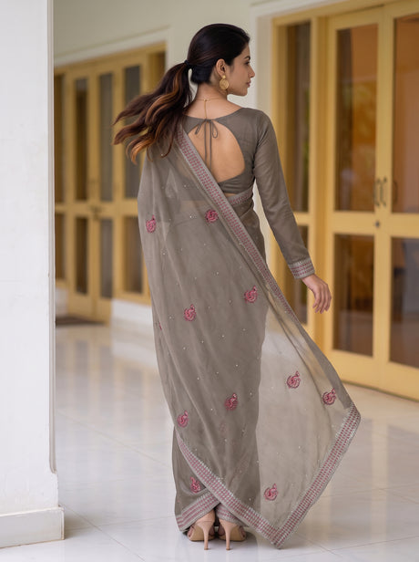 MIMOSA Pista Saree Saree — pose 2 styling detail