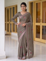 MIMOSA Pista Saree Saree — pose 4 styling detail