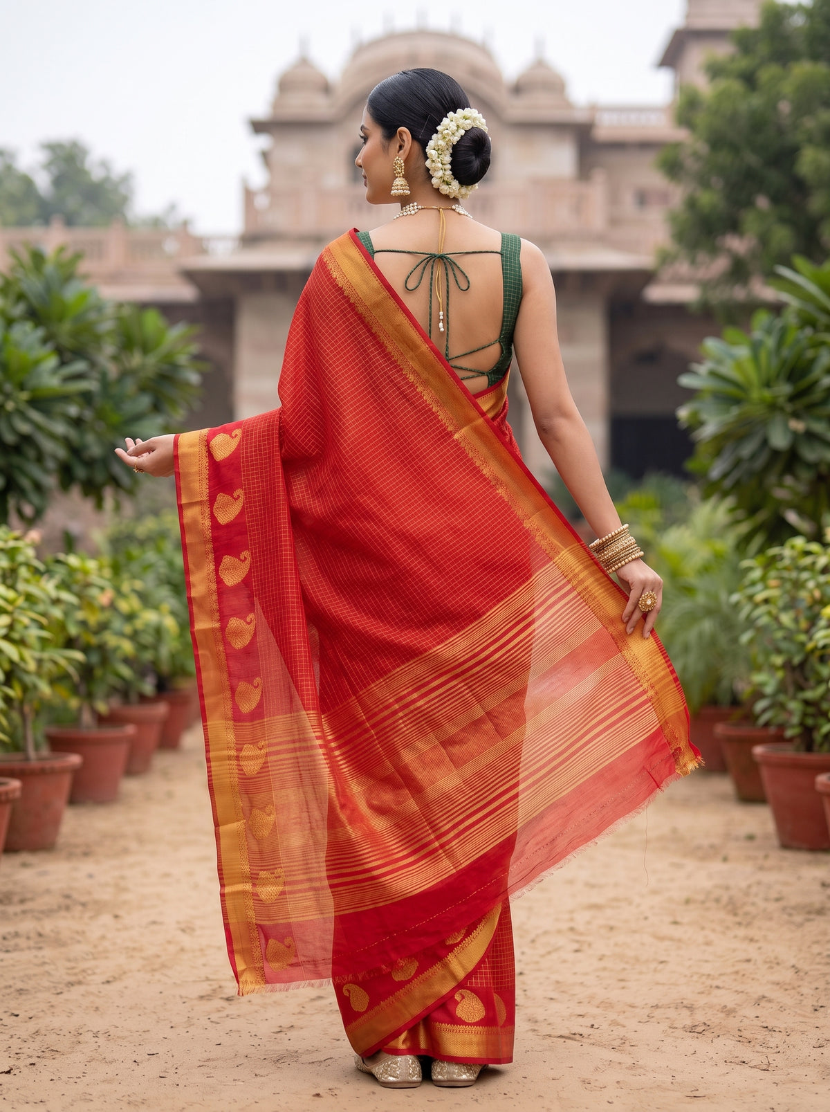 MIMOSA Red Kanjivaram Art Silk Saree — Saree pallu and body shot