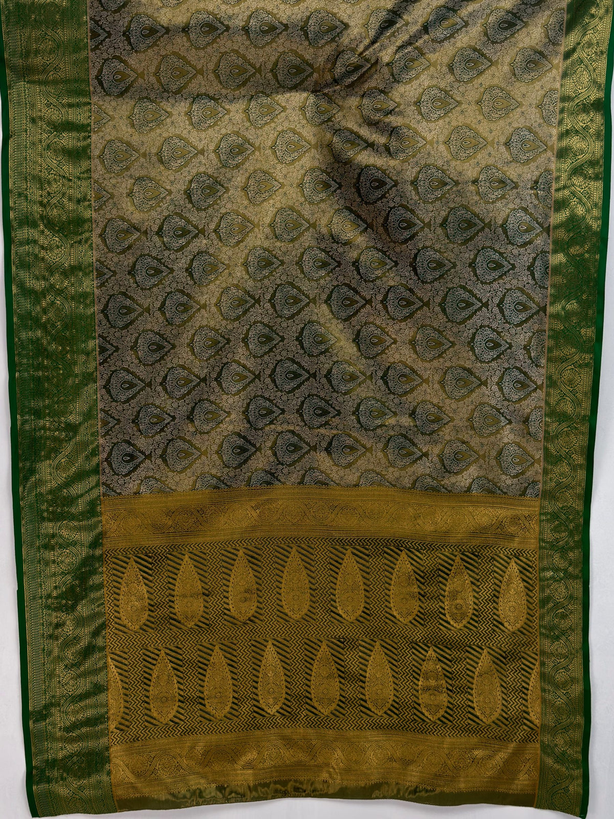 MIMOSA Green Kanjivaram Saree — pallu and zari work detail