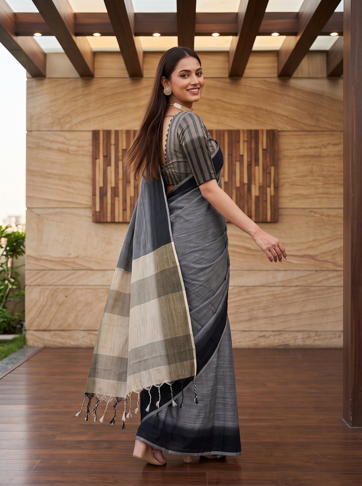 MIMOSA Black Banarasi Saree — pose 9 styling detail