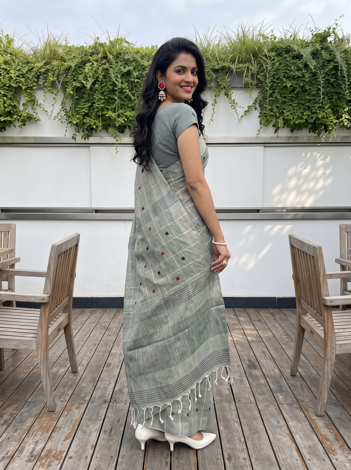 MIMOSA Green Banarasi Cotton Saree — pose 7 styling detail