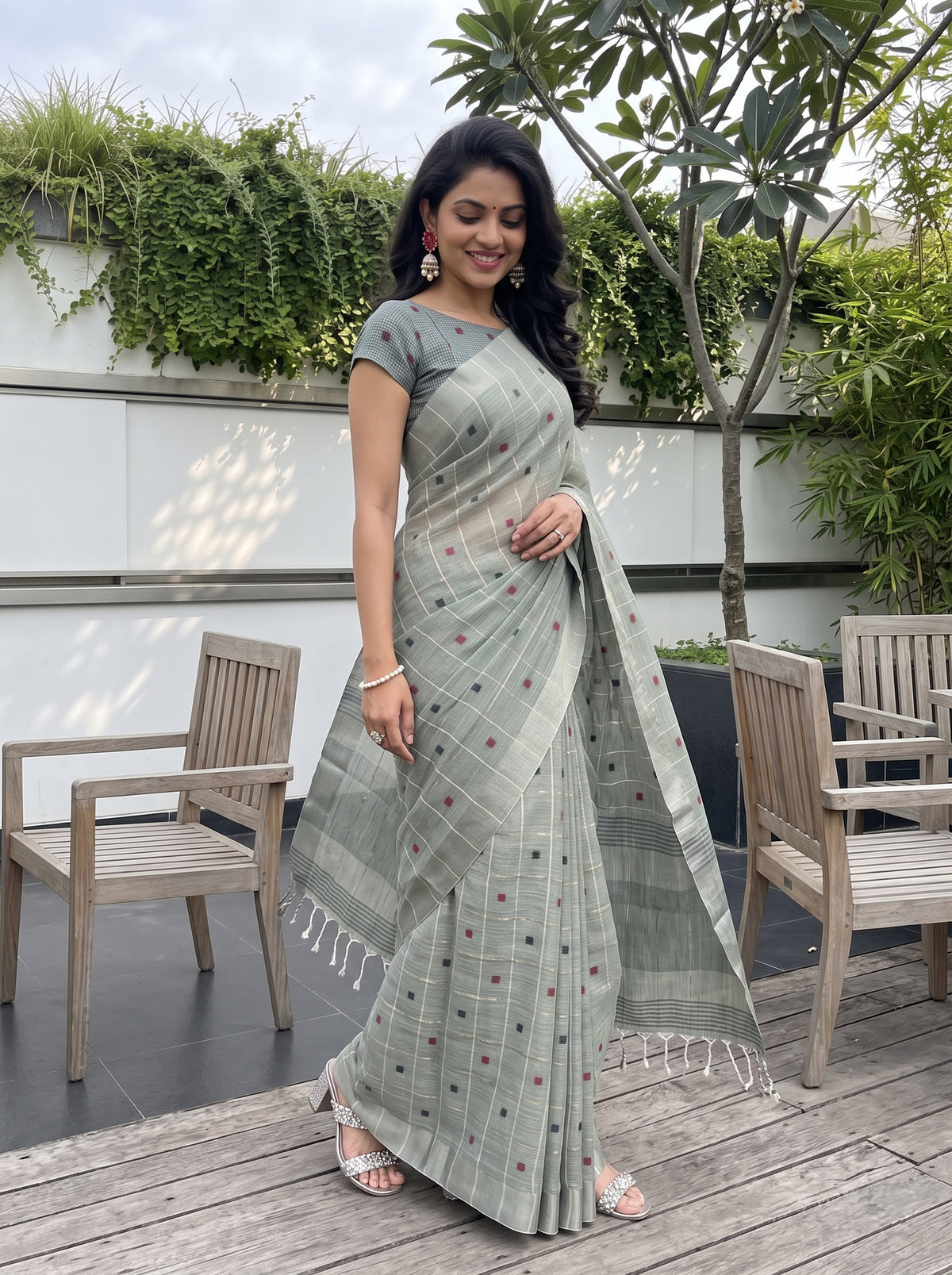 MIMOSA Green Banarasi Cotton Saree — pose 9 styling detail