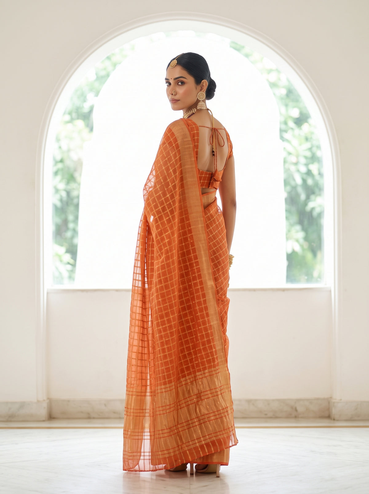 MIMOSA Peach Banarasi Saree — pose 5 styling detail