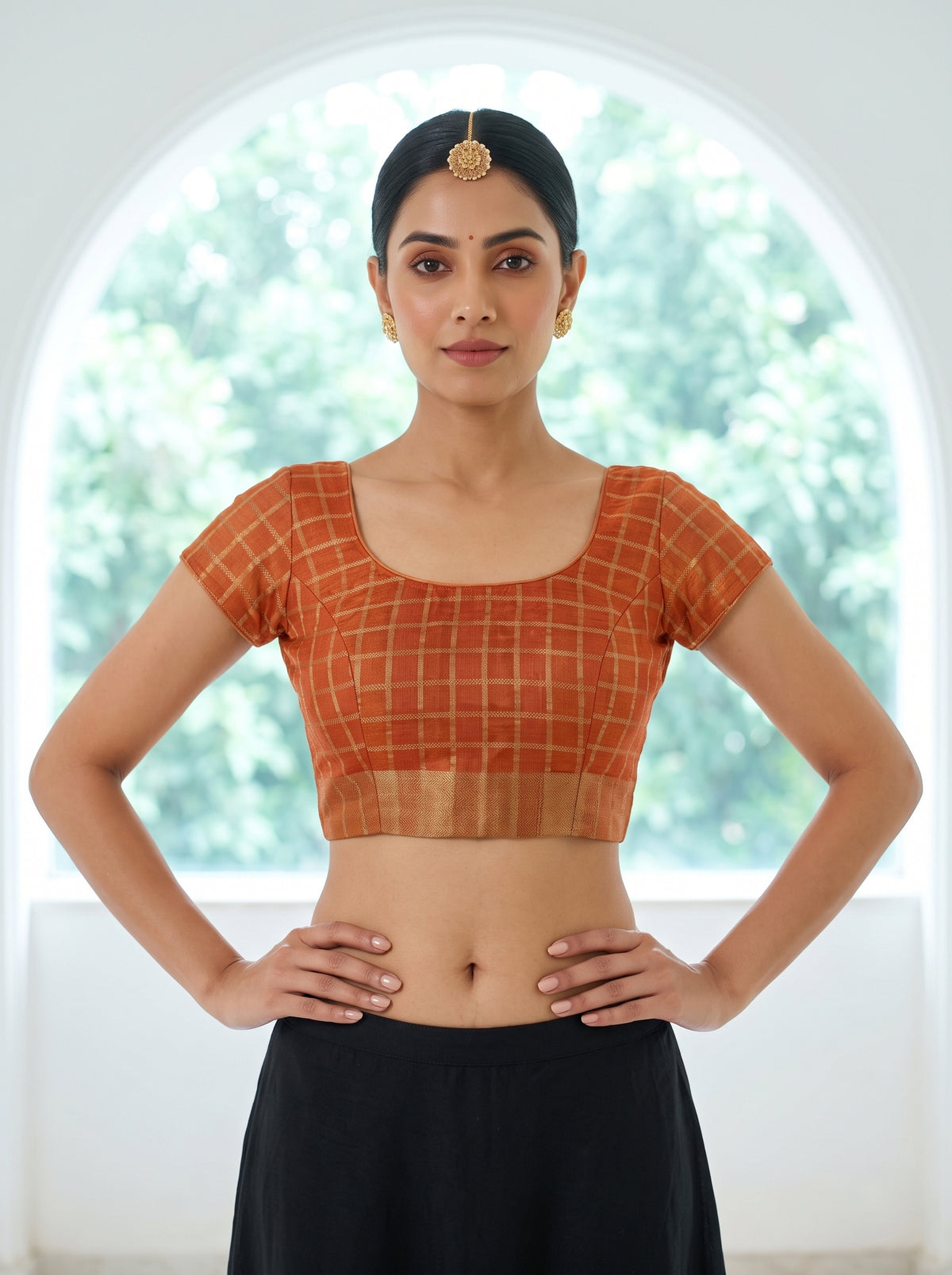 MIMOSA Peach Banarasi Saree — blouse close-up