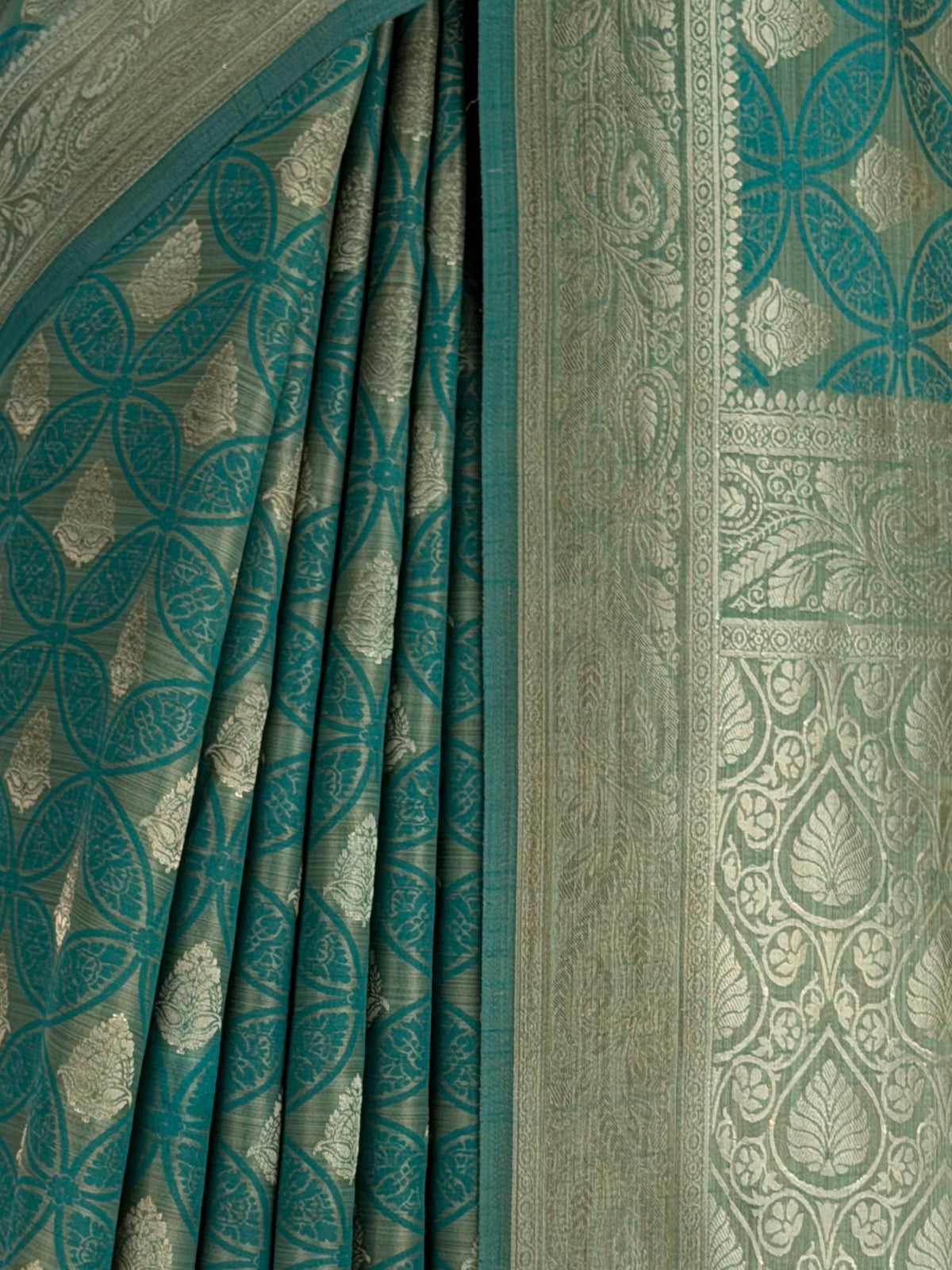 MIMOSA Sapphire Kanjivaram Saree — fleets shot full lifestyle