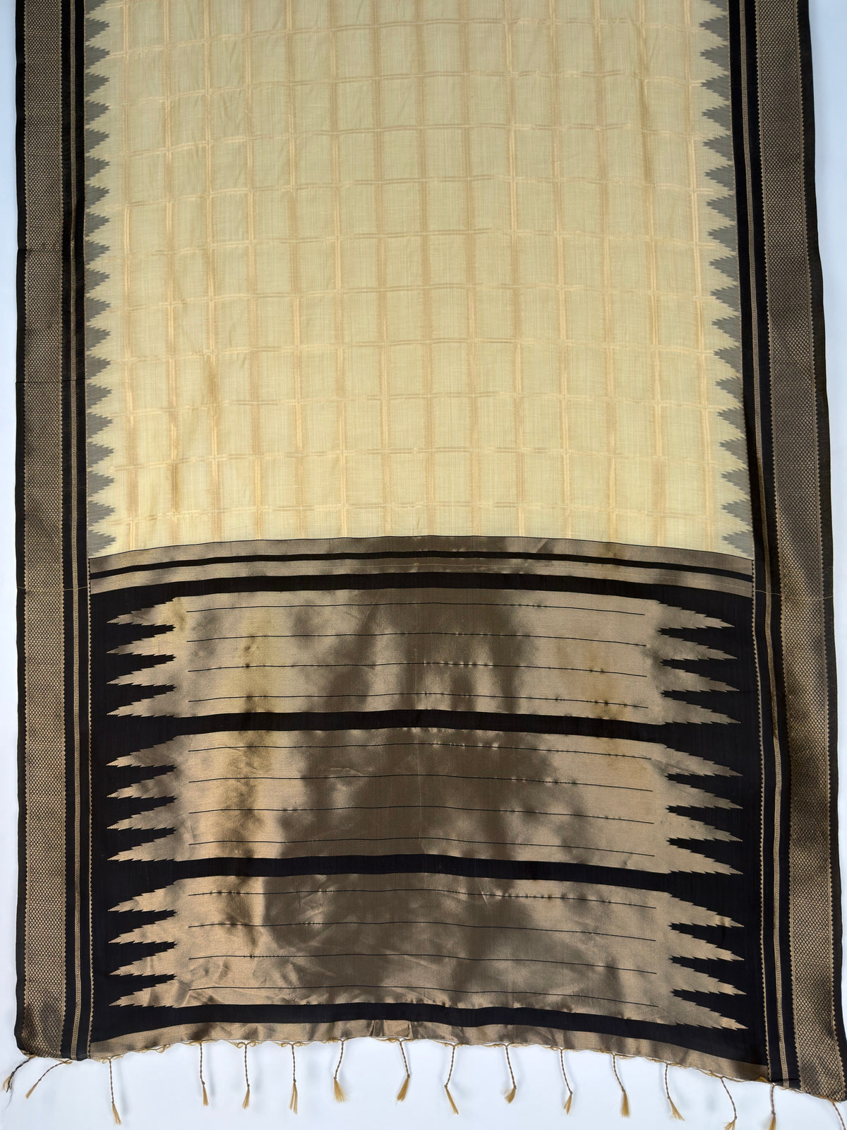 MIMOSA Tussar Banarasi Saree — pallu and zari work detail