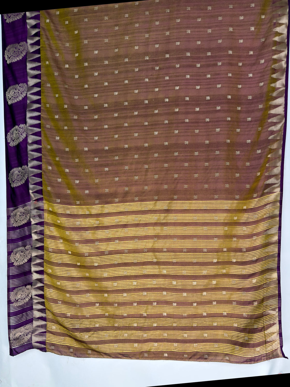 MIMOSA Banarasi Saree — pallu and zari work detail
