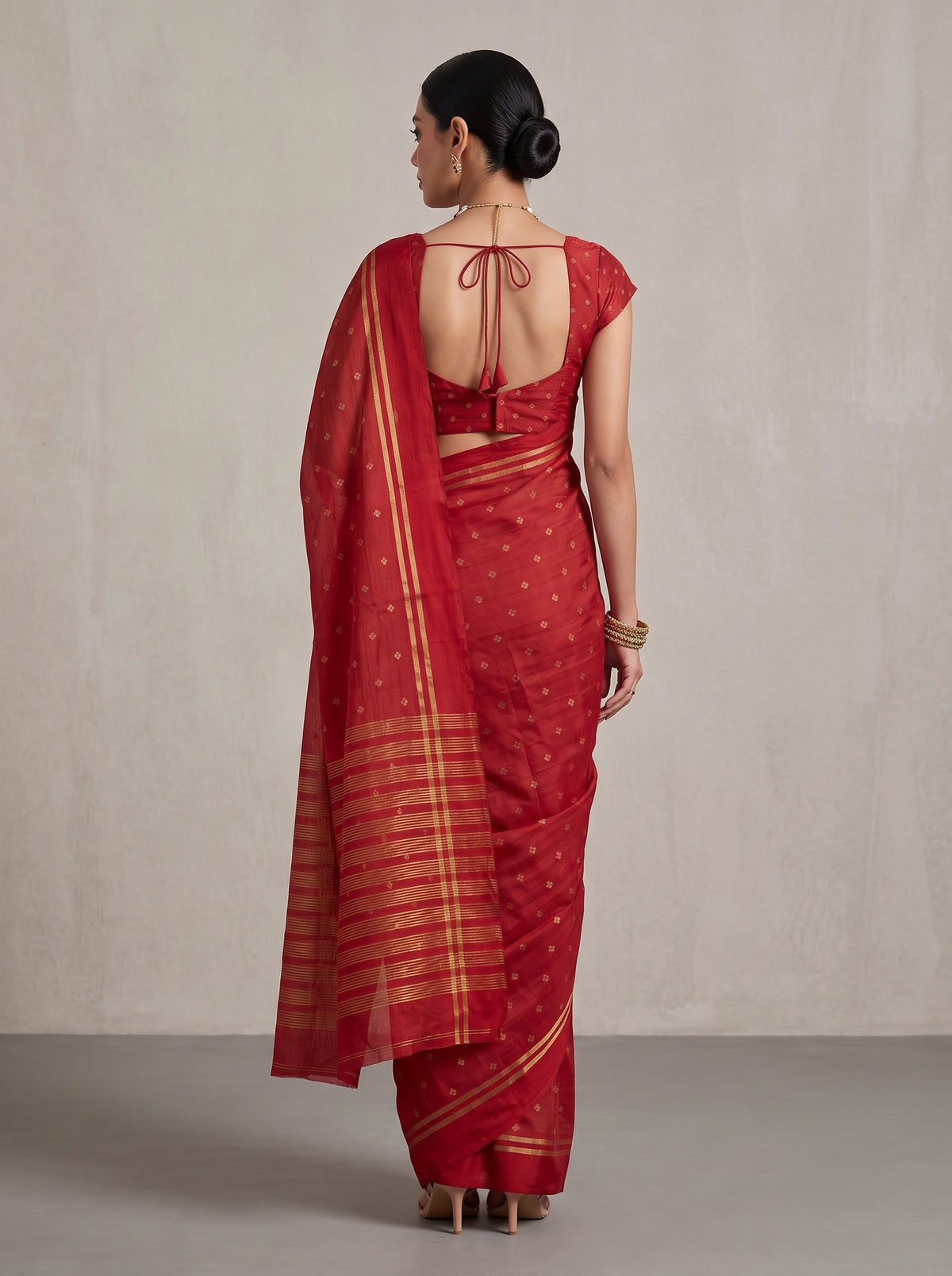 MIMOSA Red Bhagalpuri Tussar silk Tussar Silk Saree — pallu and body shot