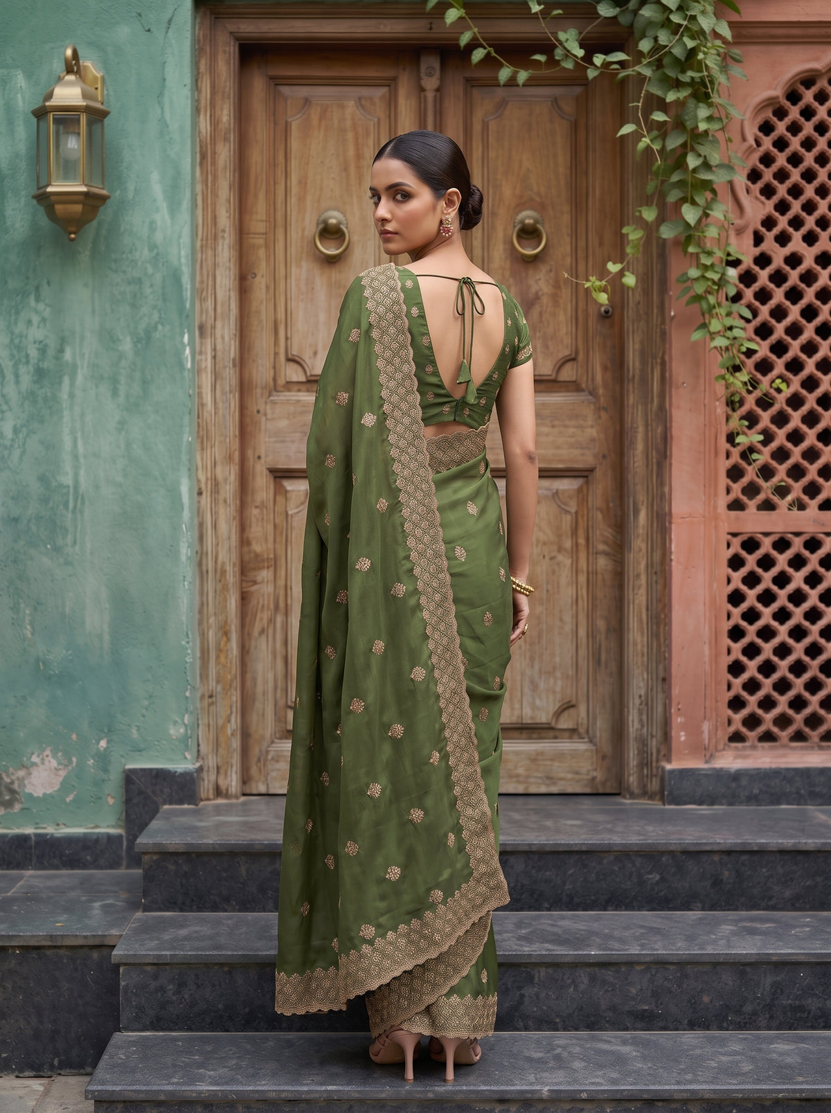 MIMOSA Olive Banarasi Chiffon Saree — Saree shot pallu and body