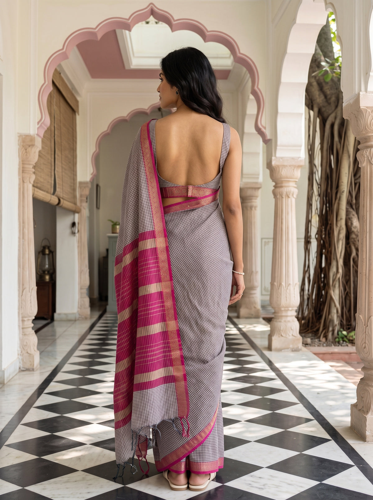 MIMOSA Maroon Maheshwari Cotton Cotton Saree — pallu and body shot